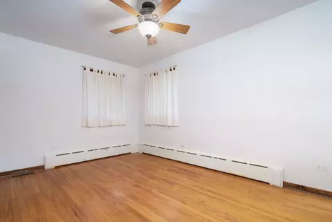 Bedroom - 428 E 18th St, Lockport, IL 60441 photo 2 of 5