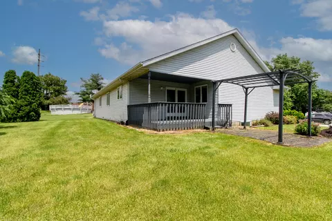 Other - 113 Cedar Dr, Clinton, IL 61727 photo 18 of 18