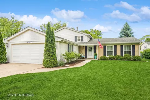 1097 Greenridge Rd, Buffalo Grove, IL 60089