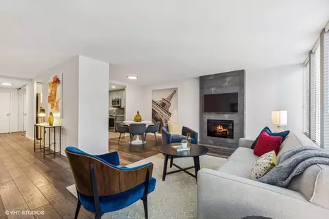 Living - 200 E Delaware Pl #17B, Chicago, IL 60611 photo 1 of 1