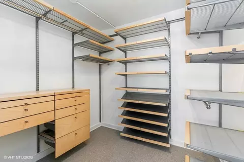 Other - 200 E Delaware Pl #17B, Chicago, IL 60611 photo 2 of 5
