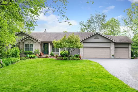 8813 N Rood Rd, Kingston, IL 60145