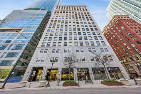910 S Michigan Ave #1715, Chicago, IL 60605