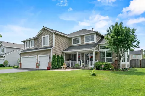 2411 Somerset Ln, Mundelein, IL 60060