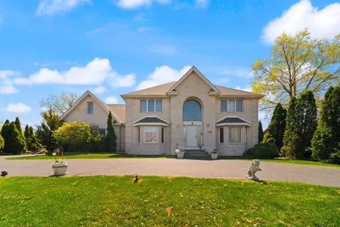 4807 Sunset Ln, Country Club Hills, IL 60478