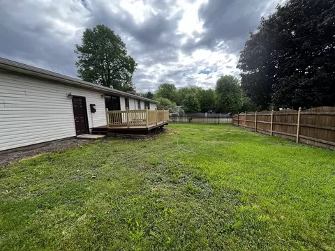 Exterior - 20 Yardley Dr, Spring Valley, IL 61362 photo 4 of 4