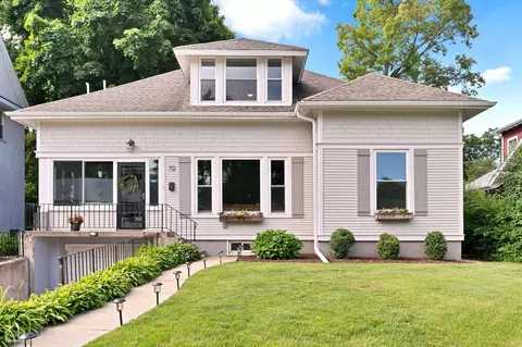 79 Forest Ave, Riverside, IL 60546