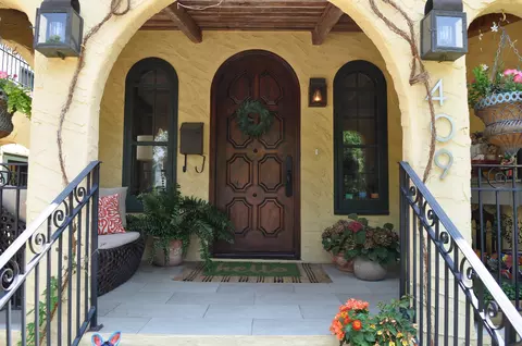 Exterior - 409 S Mitchell Ave, Elmhurst, IL 60126 photo 4 of 10
