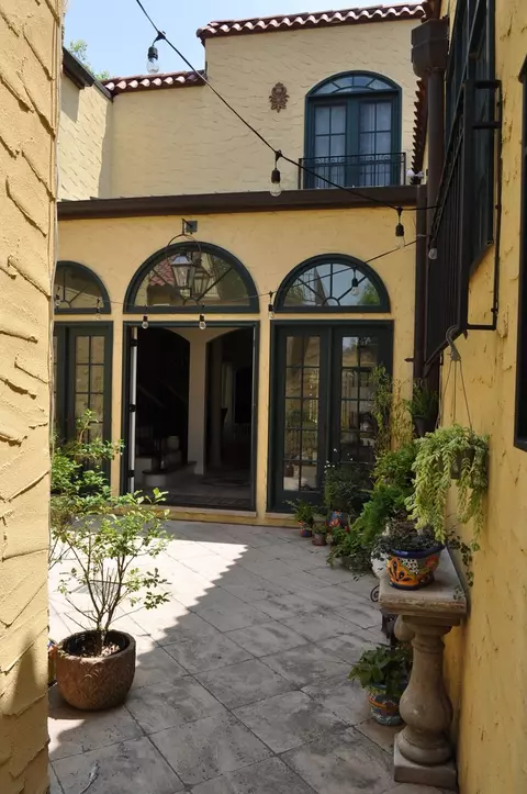 Exterior - 409 S Mitchell Ave, Elmhurst, IL 60126 photo 5 of 10