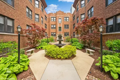 524 W Cornelia Ave #1S, Chicago, IL 60657