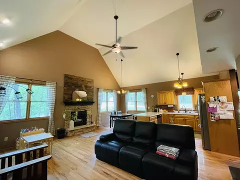 2 Commanche Ct, Putnam, IL 61560 photo 5