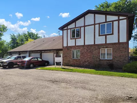 610 Crescenzo Ct #D, New Lenox, IL 60451