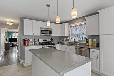 Kitchen - 35 E 121st Pl, Chicago, IL 60628 photo 1 of 4
