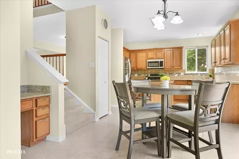 804 Beech Dr, Elgin, IL 60120 photo 12
