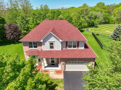 804 Beech Dr, Elgin, IL 60120 photo 3