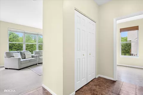 804 Beech Dr, Elgin, IL 60120 photo 17