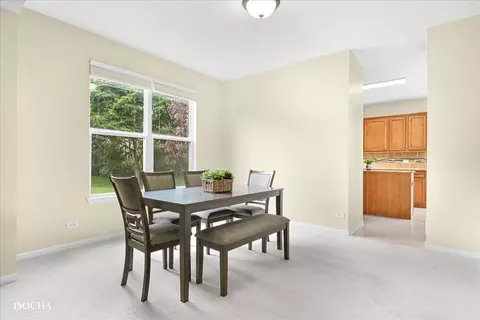 804 Beech Dr, Elgin, IL 60120 photo 7