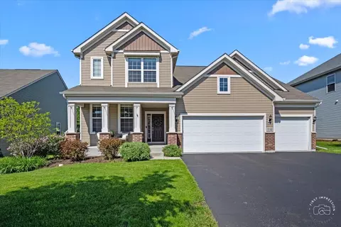 732 Glenwood Dr, South Elgin, IL 60177