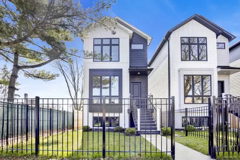 2621 W Carmen Ave, Chicago, IL 60625