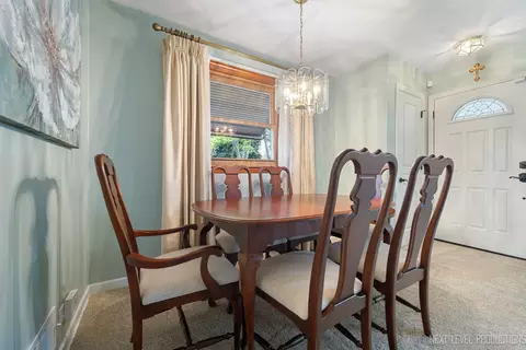 1811 Euclid Ave, Mount Prospect, IL 60056 photo 14