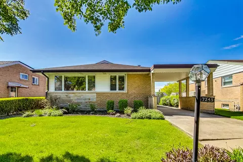 7243 W Conrad Ave, Niles, IL 60714