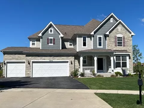 1570 Westbourne Pkwy, Algonquin, IL 60102