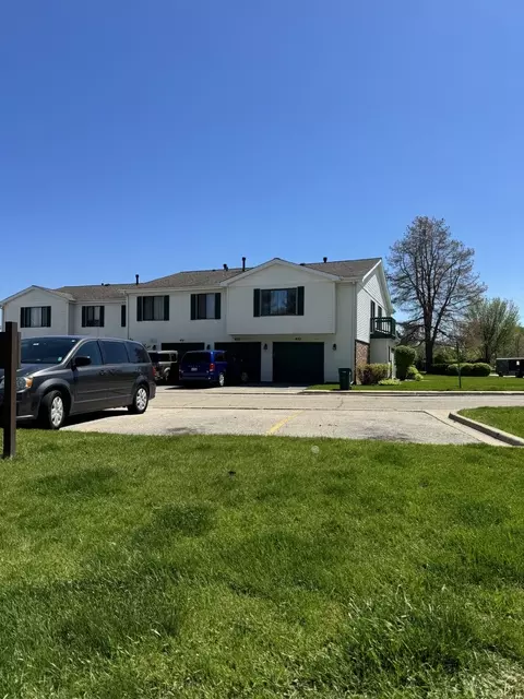 435 Harrison Ct #435, Vernon Hills, IL 60061