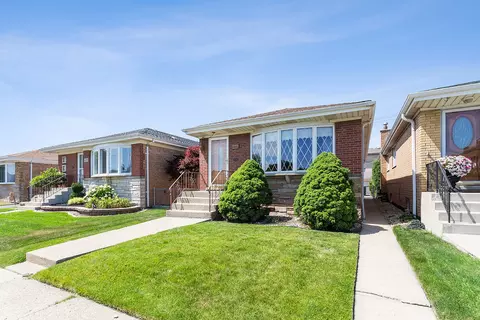 6316 W 63rd Pl, Chicago, IL 60638