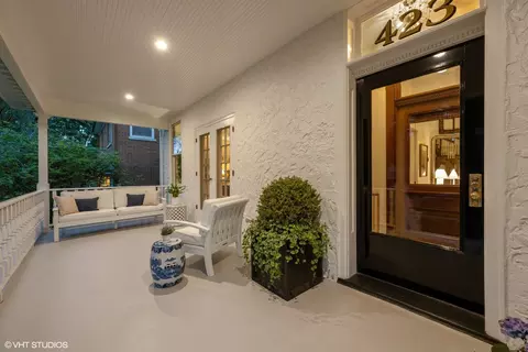 423 Central Ave, Wilmette, IL 60091 photo 2