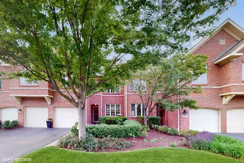 119 W Seminole Ave, Elmhurst, IL 60126