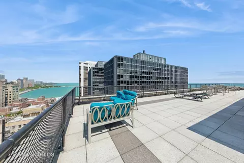 View/Area - 253 E Delaware Pl #4H, Chicago, IL 60611 photo 1 of 3