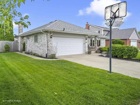 Exterior - 6908 155th Pl, Oak Forest, IL 60452 photo 2 of 11