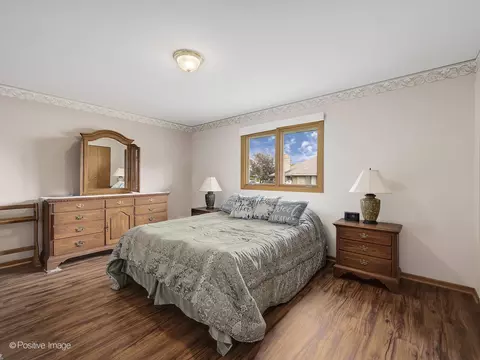 Bedroom - 6908 155th Pl, Oak Forest, IL 60452 photo 2 of 2