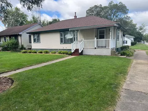411 S Grand Ave, Bradley, IL 60915