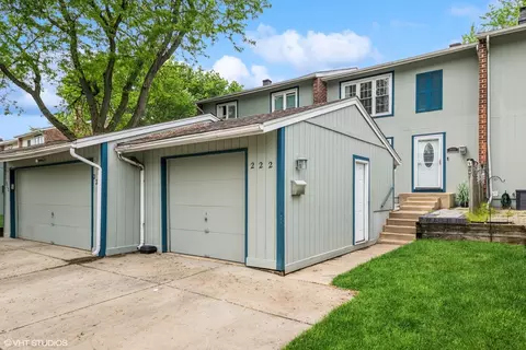 222 Clearbrook Ln #222, Bloomingdale, IL 60108