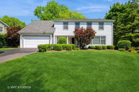 750 Morningside Dr, Lake Forest, IL 60045