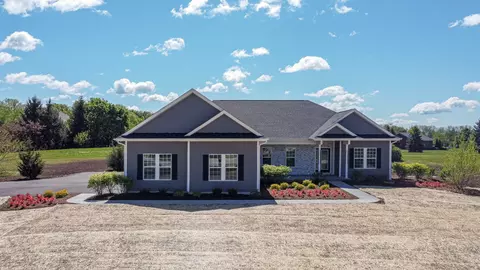 18407 Grismer Ave, Marengo, IL 60152