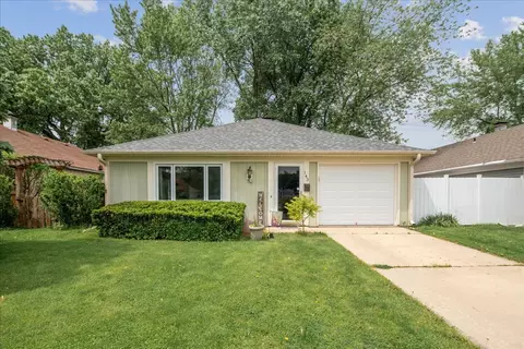 143 Tealwood Rd, Montgomery, IL 60538