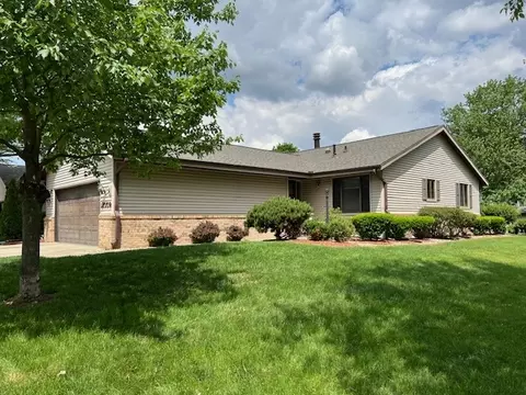2009 Eagle Ridge Ct #A, Urbana, IL 61802