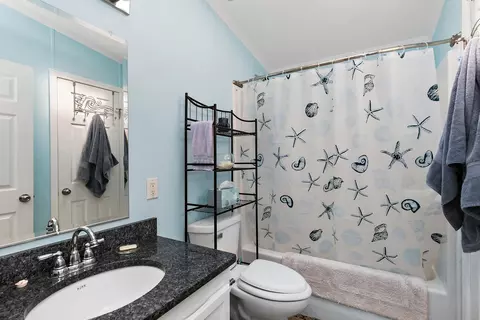 1054 Lakeview Rd, Elgin, IL 60123 photo 19