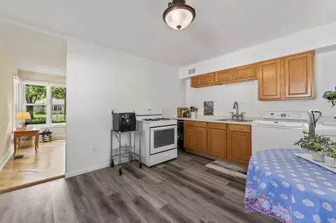 2905 Dove St, Rolling Meadows, IL 60008 photo 10