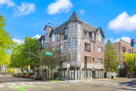 3201 N Wolcott Ave #2A, Chicago, IL 60657
