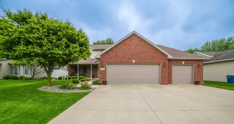 524 Turnberry Dr, Bourbonnais, IL 60914