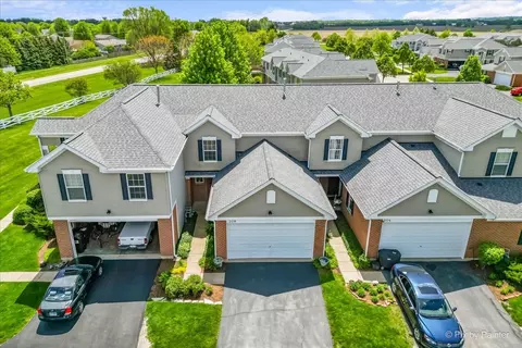 508 Legend Ln, Mchenry, IL 60050
