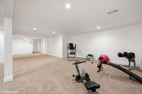1105 Juniper Ter, Glenview, IL 60025 photo 18