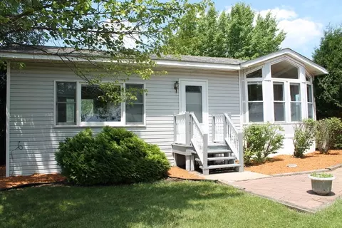 176 Eon Ln, Wilmington, IL 60481