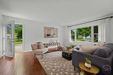 Other - 4 Maple Ct, Geneva, IL 60134 photo 2 of 4