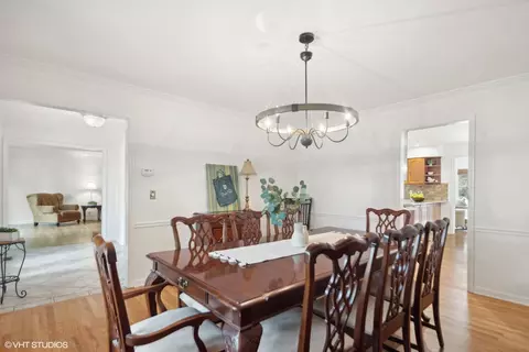 Dining - 132 Danada Dr, Wheaton, IL 60189 photo 1 of 2