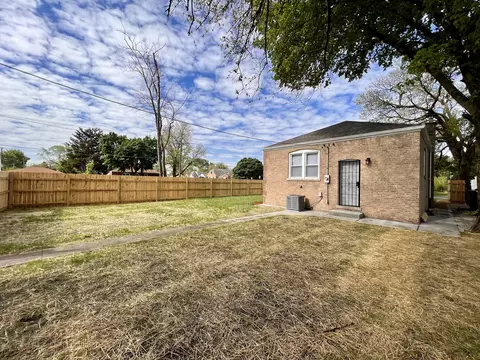 Exterior - Undisclosed, Chicago, IL 60628 photo 3 of 4