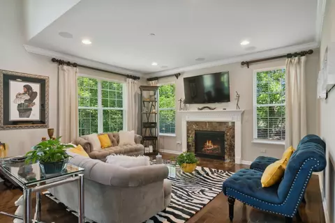 Living - 1714 White Spruce Dr, Hoffman Estates, IL 60192 photo 2 of 2